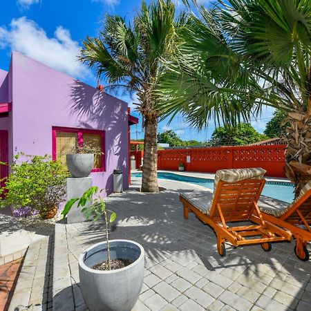 Cadushi Apartments Oranjestad Esterno foto