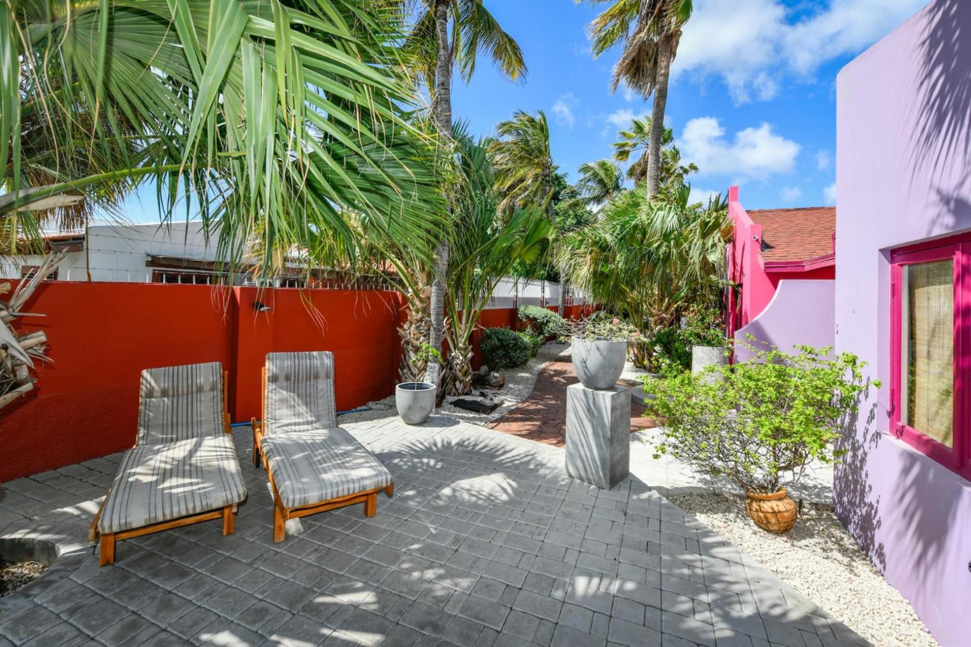 Cadushi Apartments Oranjestad Esterno foto